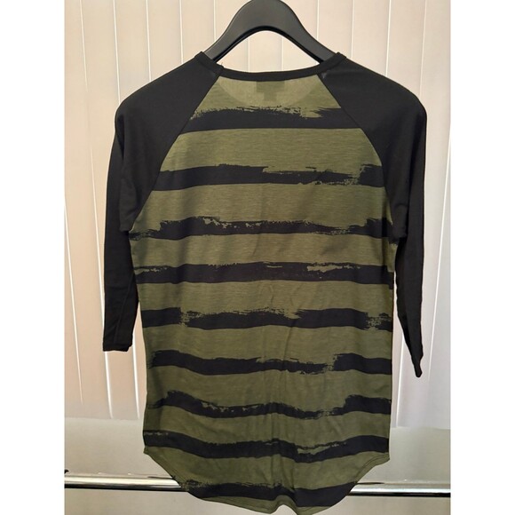 Women’s LulaRoe  Black/ Olive  Randy Knit Top 3/4 Sleeve Size Small - Picture 4 of 5